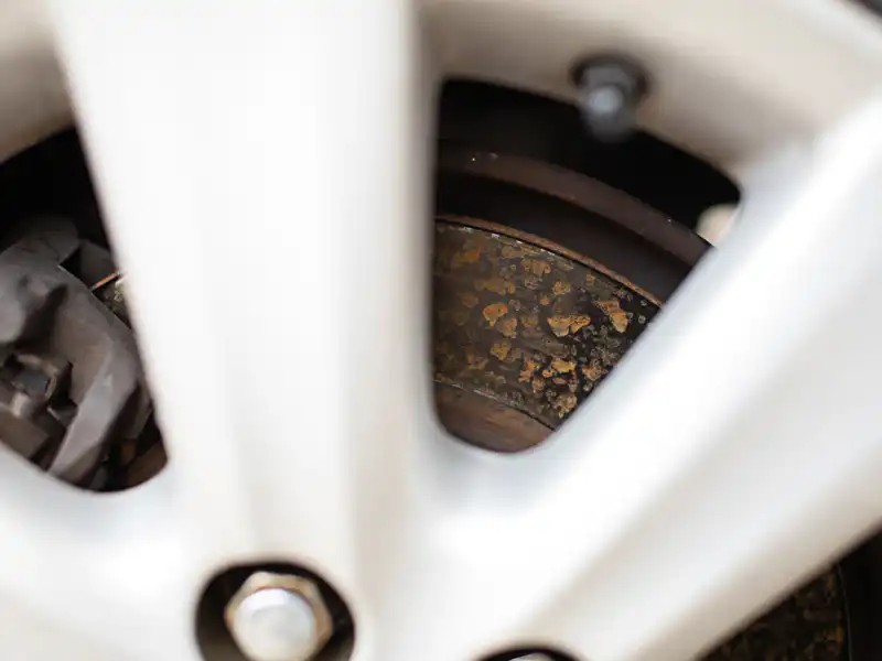 Brake disc corrosion in a used car, is it a cause for concern?